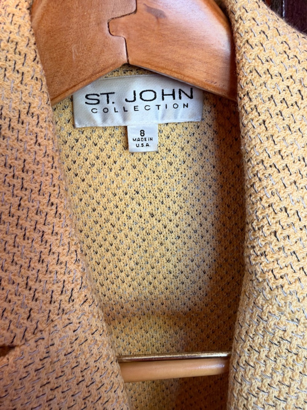 St. John Collection Jacket - Picture 5 of 6